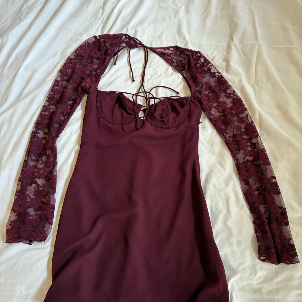 Elegant Burgundy Lace Sleeve Dress